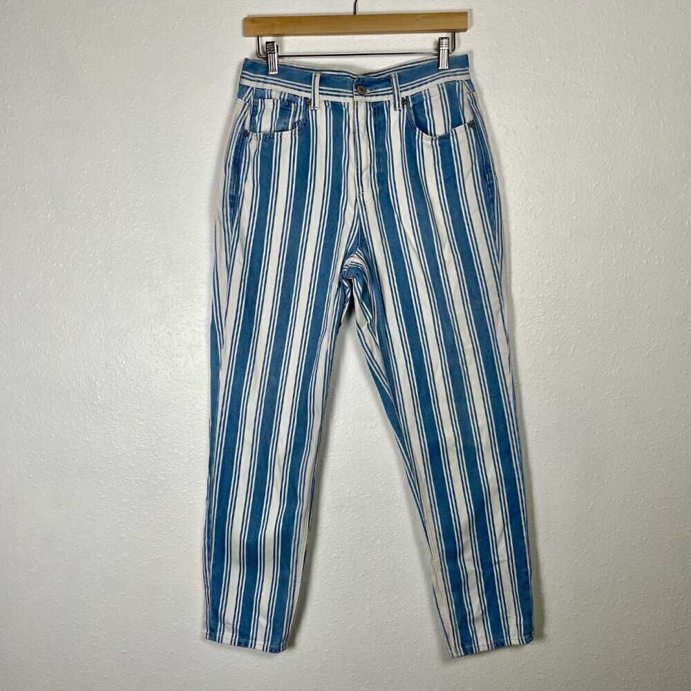 American Eagle Size: 8 Blue and White Vertical Striped Denim Mom Jean